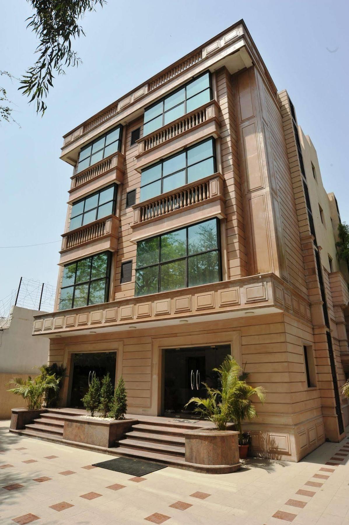 Hotel Emarald, Nueva Delhi Exterior foto